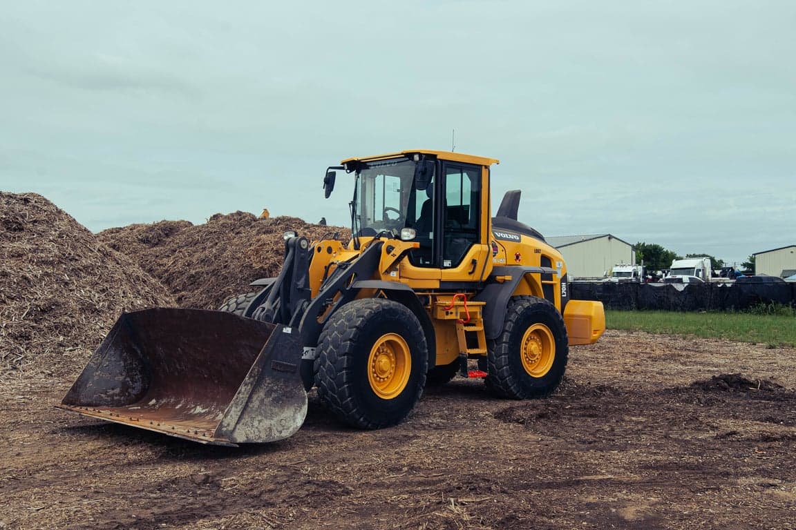Loaders - Wheeled